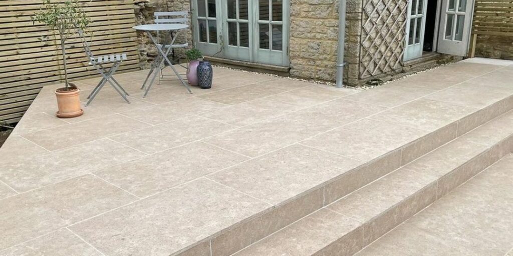 Dijon Egyptian Limestone Mixed Size Paving - Image 2