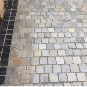 Kandla Grey Sandstone Setts – 100×100